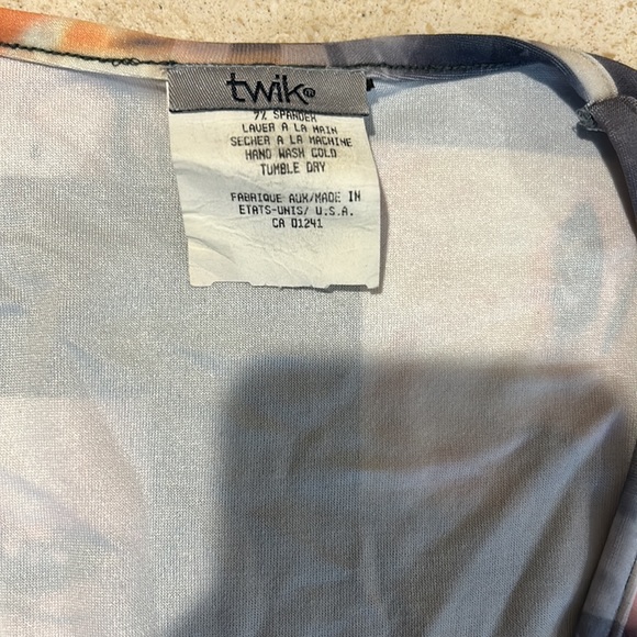 Y2K TOP - Picture 2 of 4